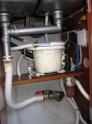 Beneteau_393_Fridge Freezer Compressor